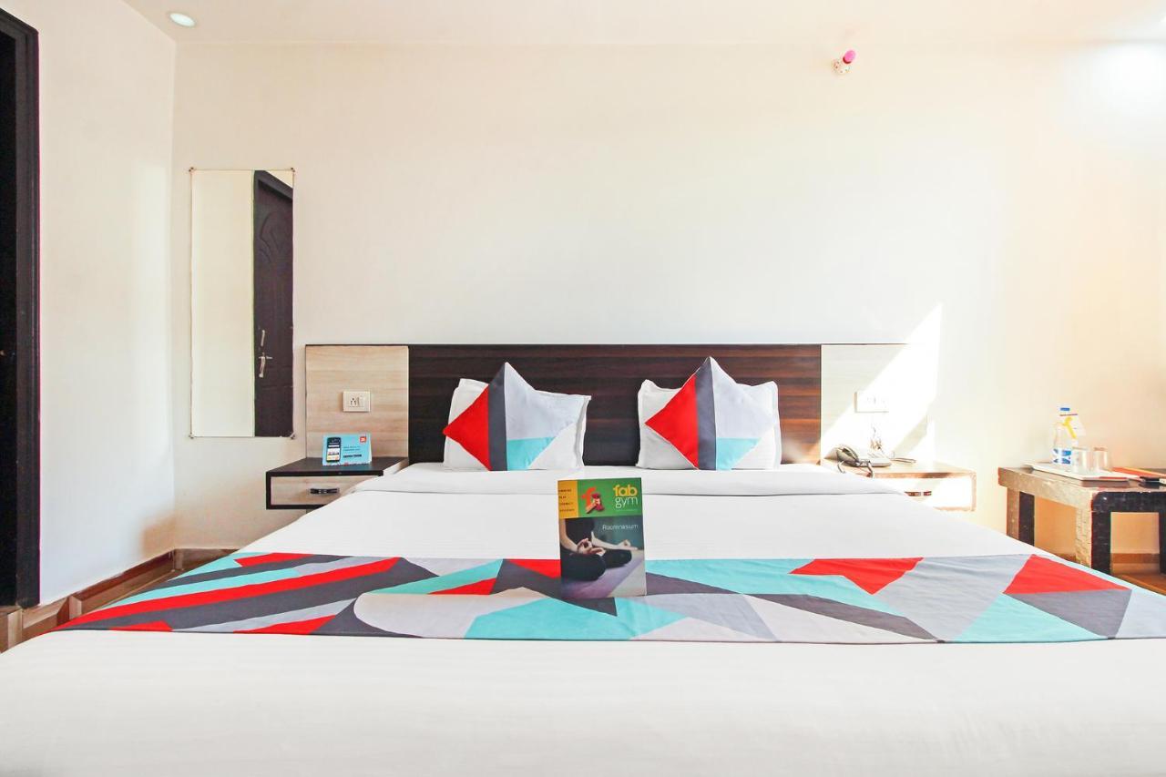 Hotel Fabexpress Grand Almada Bijnaur Exteriér fotografie