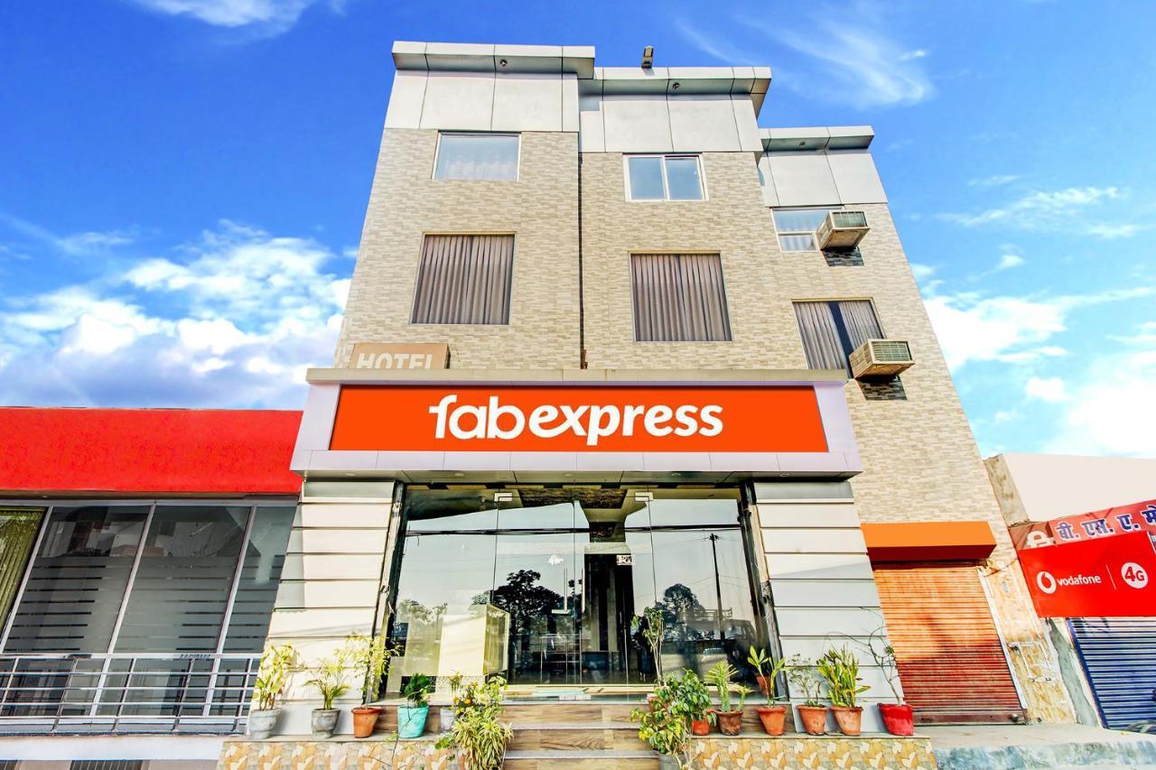 Hotel Fabexpress Grand Almada Bijnaur Exteriér fotografie